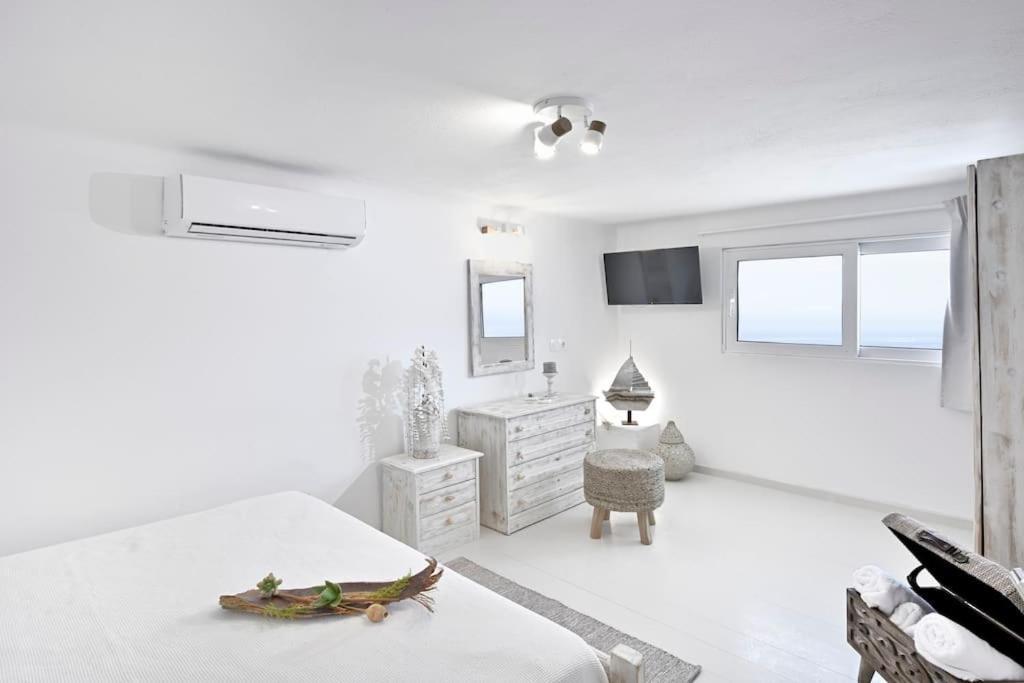 Mykonos Sea View Luxury Villa By Calypso Sunset Villas Mykonos Town Exterior foto